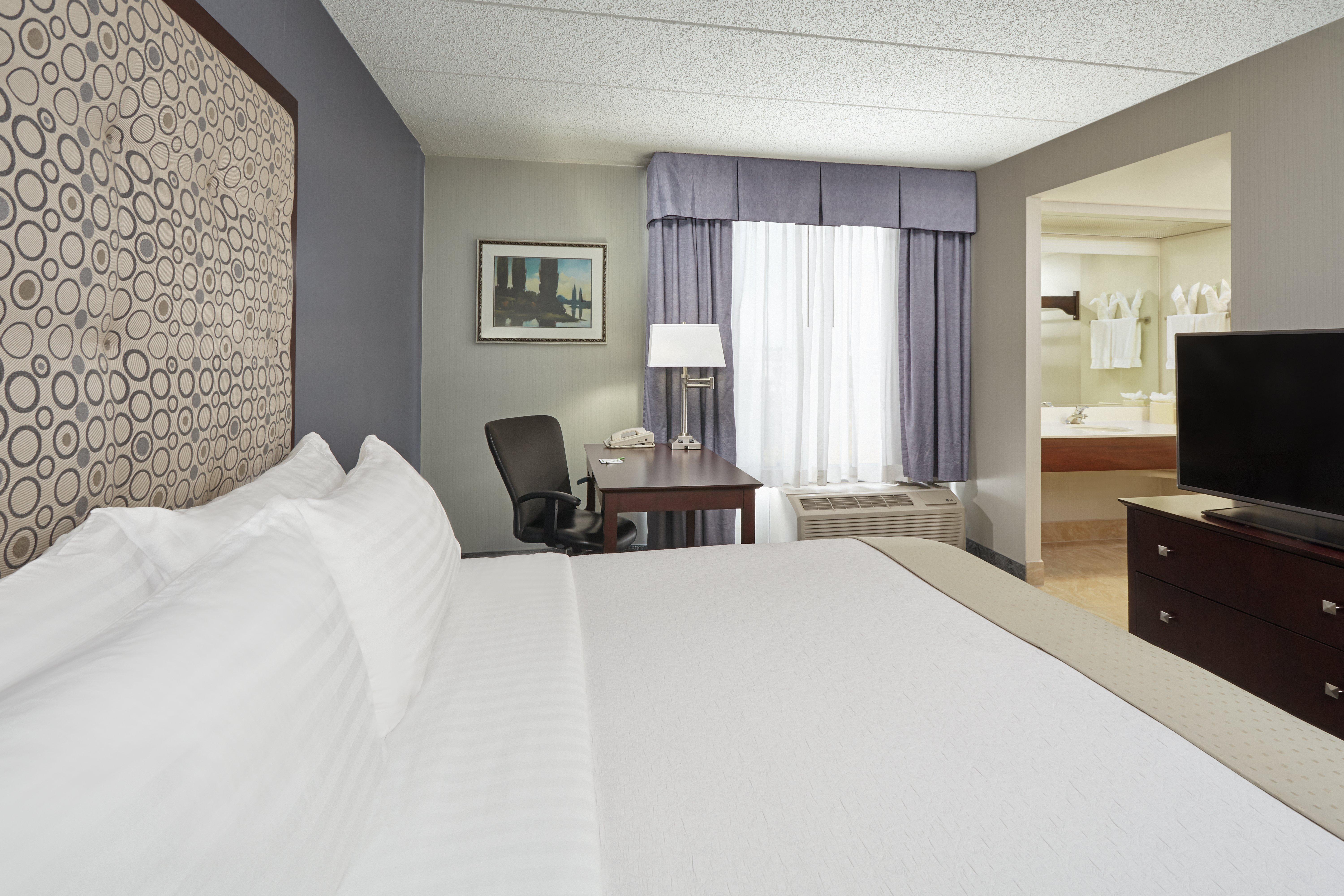 Holiday Inn & Suites Chicago-Carol Stream Wheaton By Ihg Exterior foto
