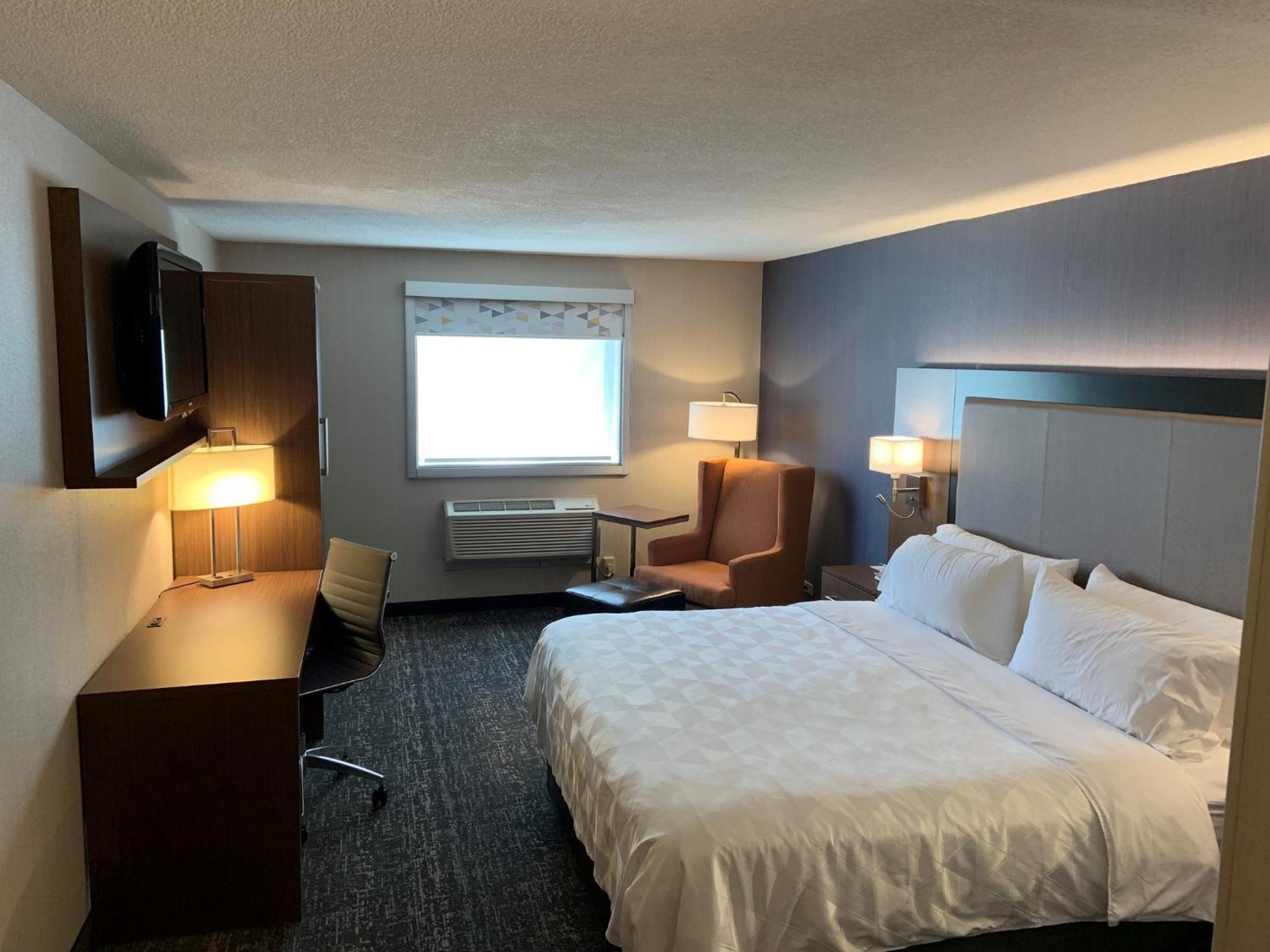 Holiday Inn & Suites Chicago-Carol Stream Wheaton By Ihg Exterior foto